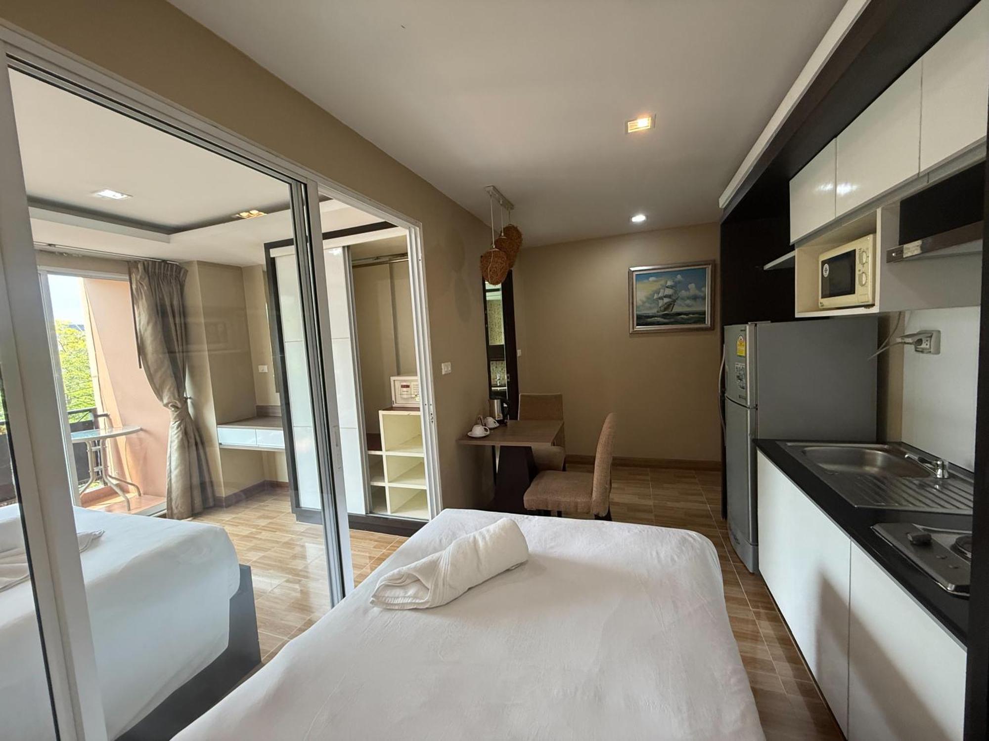 בנגקוק Greenview Ekkamai10 Suite מראה חיצוני תמונה