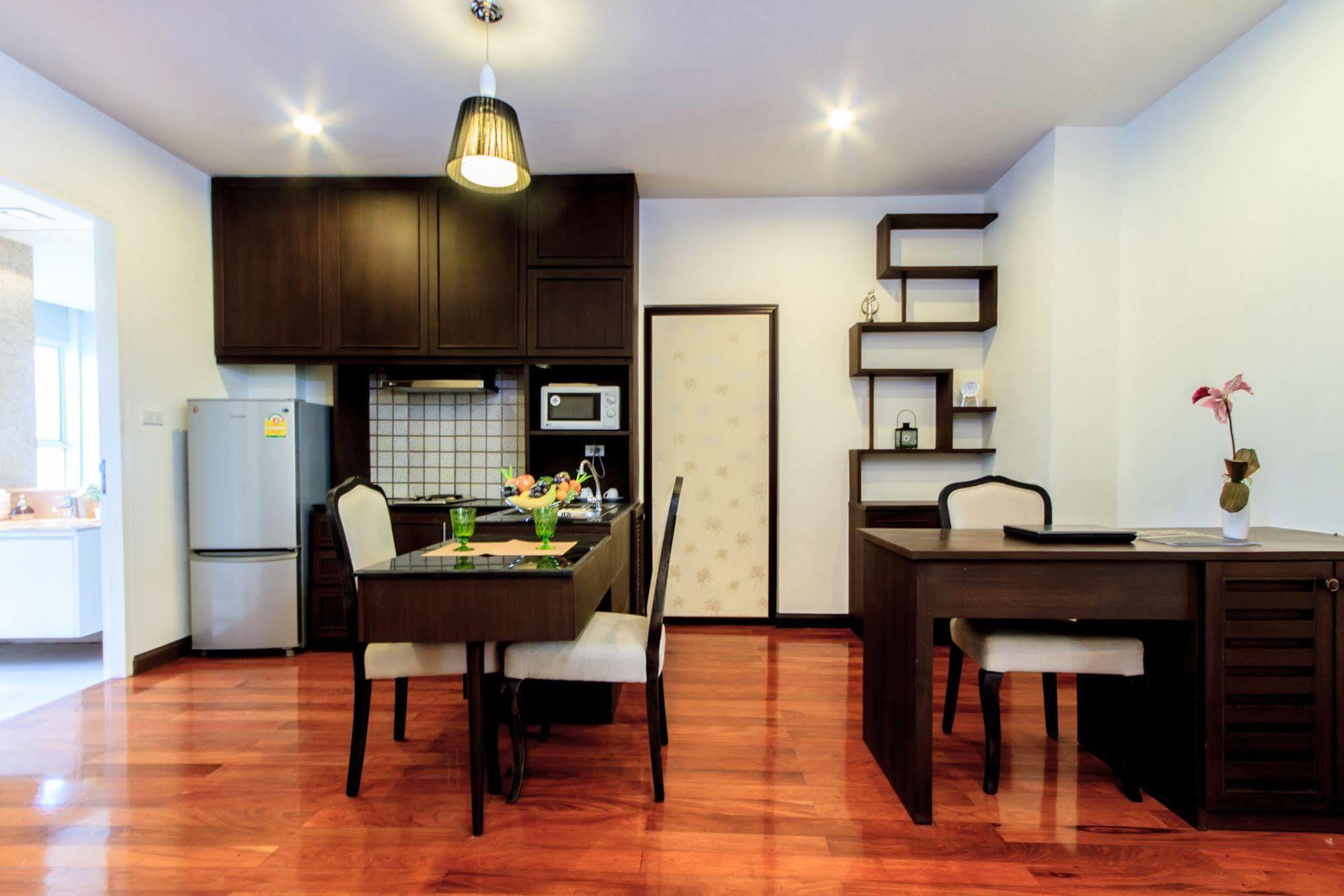 בנגקוק Greenview Ekkamai10 Suite מראה חיצוני תמונה